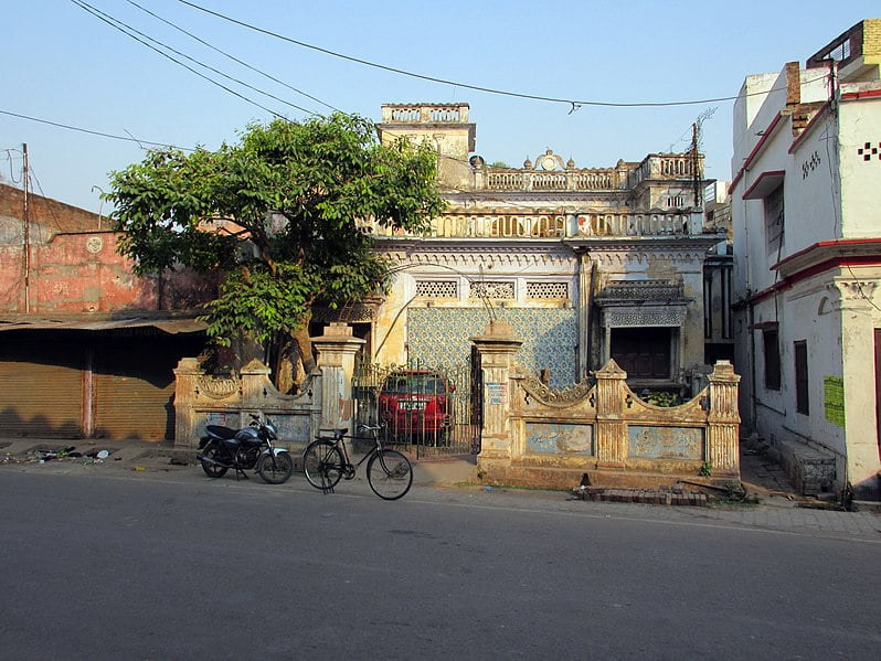 फैज़ाबाद में बेग़म अख्तर का पुश्तैनी मकान, स्रोत- Wikimedia Commons